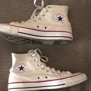 Women’s White High Top Converse sz 9.5